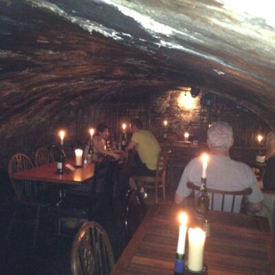 Gordon's wine bar nr Embankment